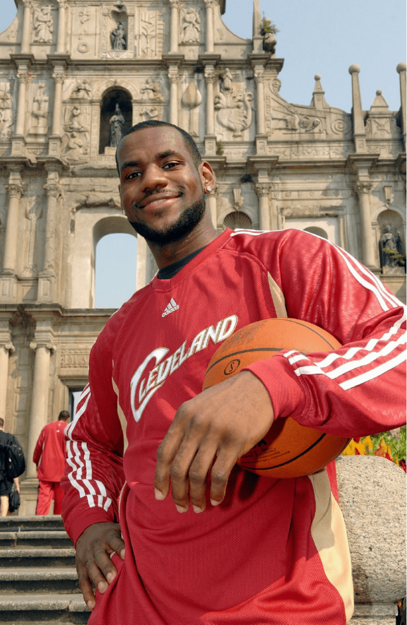 关于詹姆斯新星比分优势明显表现惊艳，C9未来可期！的信息J9游戏官方网站